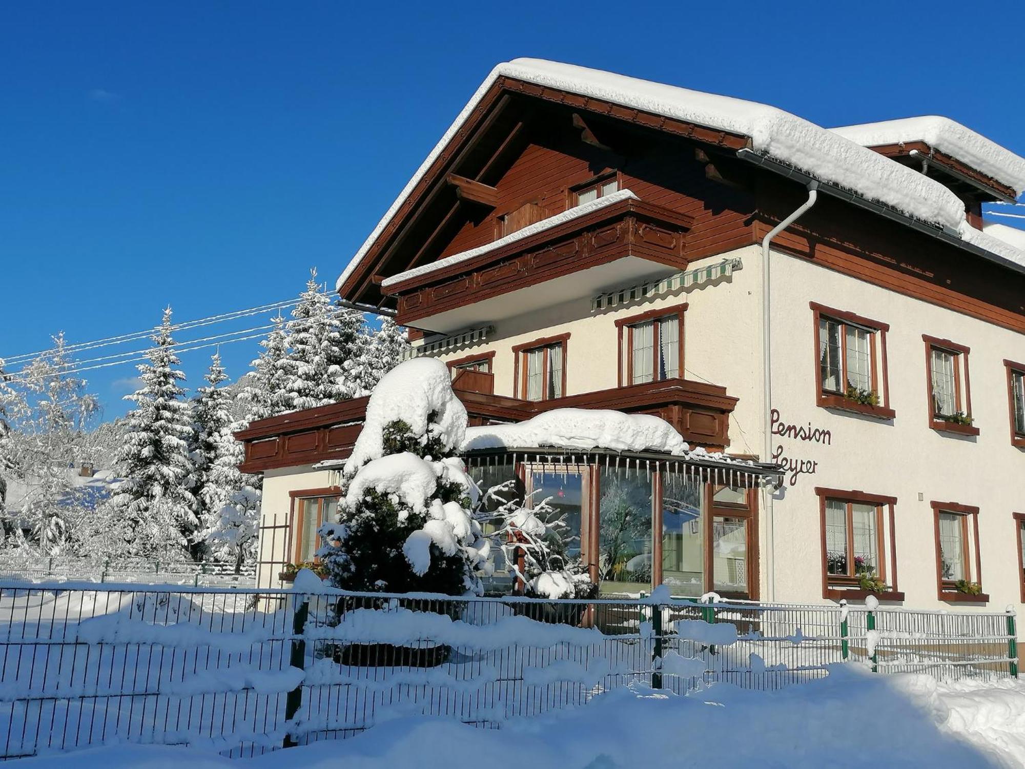 Pension Leyrer Kotschach-Mauthen Zewnętrze zdjęcie